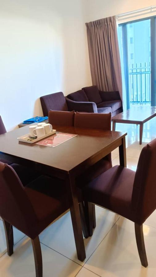 Eqino @ Swiss Garden Residences Apartment